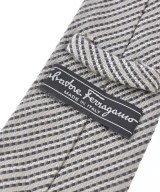 Salvatore Ferragamo（サルバトーレフェラガモ）ネクタイ グレー サイズ:- メンズ/2200728071049