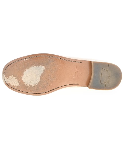 Salvatore Ferragamo（サルバトーレフェラガモ）ドレスシューズ/ローファー ベージュ サイズ:9(26cm位) レディース/2200683531022
