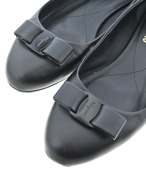 Salvatore Ferragamo（サルバトーレフェラガモ）パンプス 黒 サイズ:9(26cm位) レディース/2200683531046