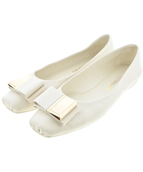 Salvatore Ferragamo(サルバトーレフェラガモ)パンプス 白 サイズ:9(26cm位)/2200683531060