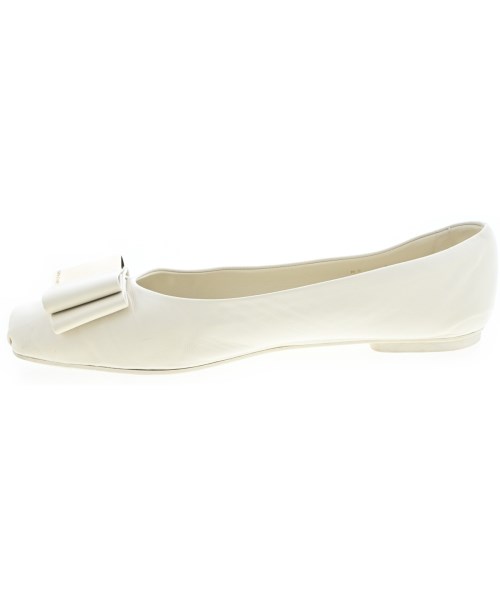 Salvatore Ferragamo（サルバトーレフェラガモ）パンプス 白 サイズ:9(26cm位) レディース/2200683531060