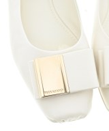 Salvatore Ferragamo（サルバトーレフェラガモ）パンプス 白 サイズ:9(26cm位) レディース/2200683531060