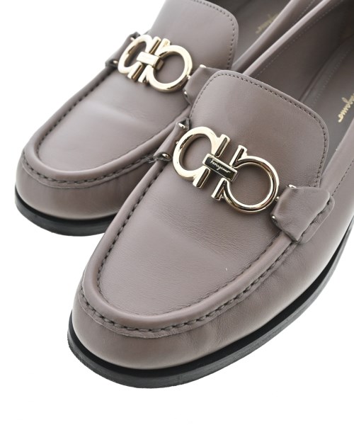 Salvatore Ferragamo（サルバトーレフェラガモ）ドレスシューズ/ローファー 茶 サイズ:9(26cm位) レディース/2200683531176
