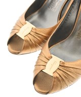 Salvatore Ferragamo（サルバトーレフェラガモ）パンプス ゴールド サイズ:5 1/2(23cm位) レディース/2200684282077