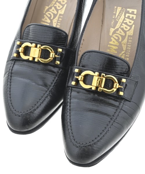 Salvatore Ferragamo（サルバトーレフェラガモ）ドレスシューズ/ローファー 黒 サイズ:6(23.5cm位) レディース/2200685360019