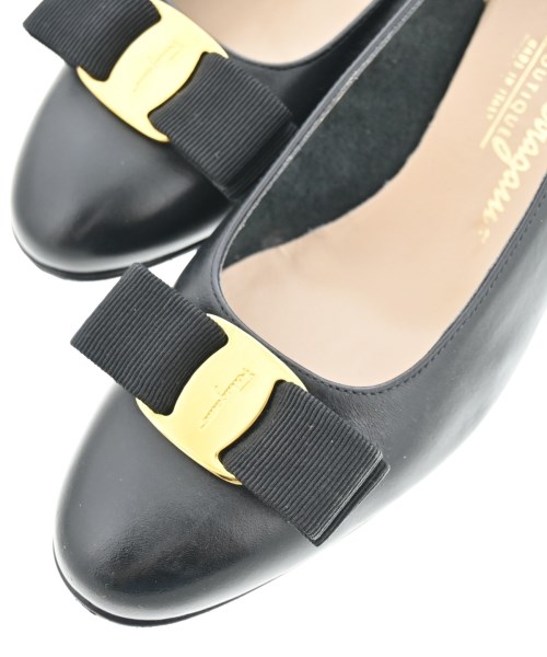 Salvatore Ferragamo（サルバトーレフェラガモ）パンプス 黒 サイズ:6(23.5cm位) レディース/2200692407011
