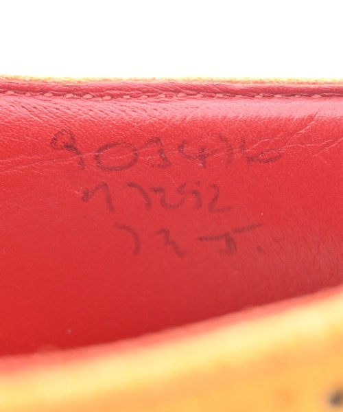 Tricker's（トリッカーズ）その他 黄 サイズ:UK7 1/2(26cm位) メンズ/2200671554095