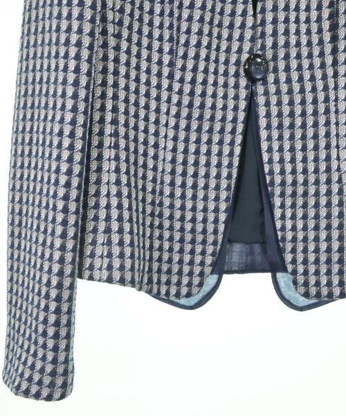 ARMANI COLLEZIONI（アルマーニコレツィオーニ）ノーカラージャケット 紺 サイズ:38(S位) レディース/2200639379074