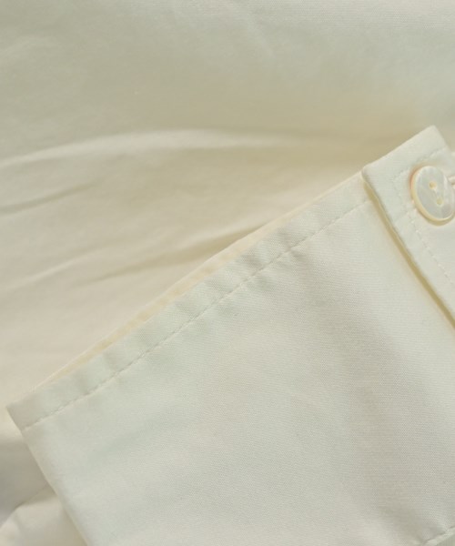 ARMANI COLLEZIONI（アルマーニコレツィオーニ）カジュアルシャツ 白 サイズ:38(S位) レディース/2200629206069