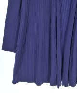 ARMANI COLLEZIONI（アルマーニコレツィオーニ）カーディガン 紫 サイズ:38(S位) レディース/2200659122186