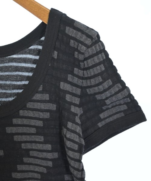 ARMANI COLLEZIONI（アルマーニコレツィオーニ）Tシャツ・カットソー 黒 サイズ:44(L位) レディース/2200689398070