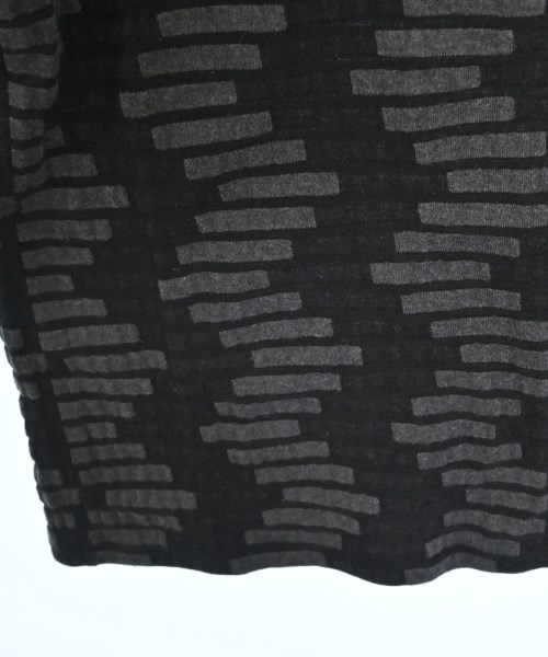 ARMANI COLLEZIONI（アルマーニコレツィオーニ）Tシャツ・カットソー 黒 サイズ:44(L位) レディース/2200689398070