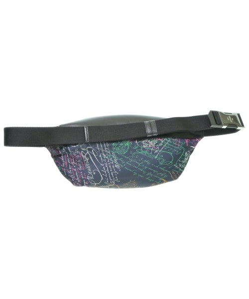 Berluti（ベルルッティ）ショルダーバッグ 黒 サイズ:- メンズ/2200616637142