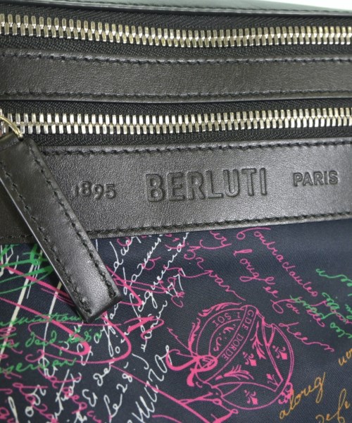 Berluti（ベルルッティ）ショルダーバッグ 黒 サイズ:- メンズ/2200616637142