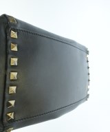 VALENTINO GARAVANI（ヴァレンティノガラヴァーニ）ショルダーバッグ 黒 サイズ:- レディース/2200620697033