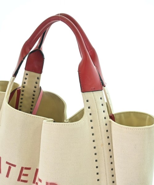 VALENTINO GARAVANI（ヴァレンティノガラヴァーニ）トートバッグ 白 サイズ:- レディース/2200640242060