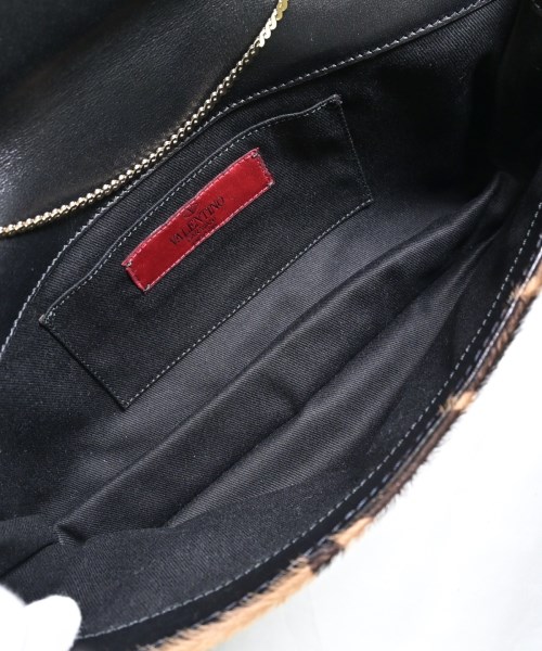 VALENTINO GARAVANI（ヴァレンティノガラヴァーニ）クラッチバッグ 茶 サイズ:- レディース/2200626304058