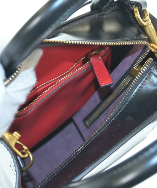 VALENTINO GARAVANI（ヴァレンティノガラヴァーニ）ショルダーバッグ 黒 サイズ:- レディース/2200626304379