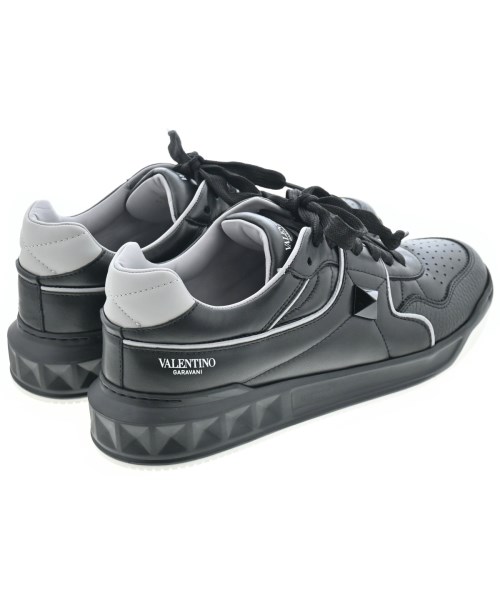 VALENTINO GARAVANI（ヴァレンティノガラヴァーニ）スニーカー 黒 サイズ:EU40(25cm位) メンズ/2200633203078
