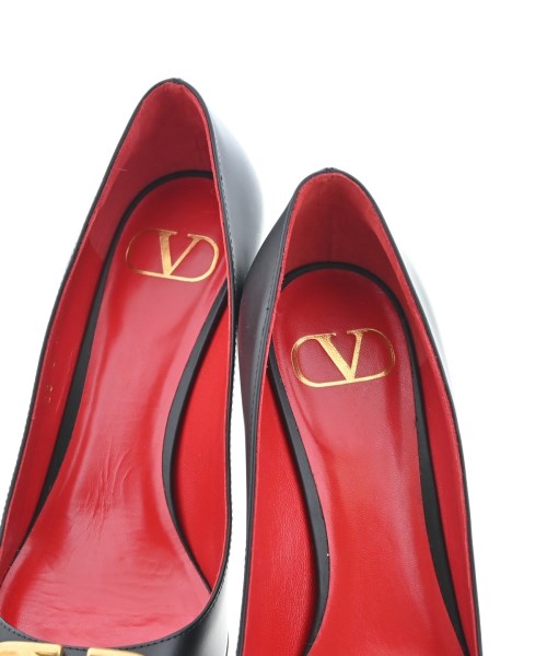 VALENTINO GARAVANI（ヴァレンティノガラヴァーニ）パンプス 黒 サイズ:EU38 1/2(25cm位) レディース/2200611979025