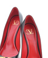 VALENTINO GARAVANI（ヴァレンティノガラヴァーニ）パンプス 黒 サイズ:EU38 1/2(25cm位) レディース/2200611979025