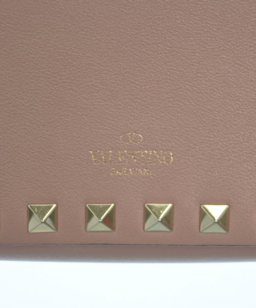 VALENTINO GARAVANI（ヴァレンティノガラヴァーニ）ショルダーバッグ ベージュ サイズ:- レディース/2200616988183