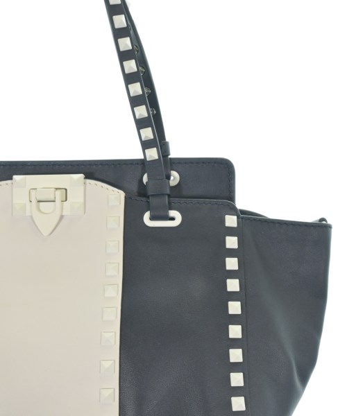 VALENTINO GARAVANI（ヴァレンティノガラヴァーニ）ハンドバッグ 紺 サイズ:- レディース/2200611637413