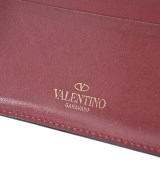 VALENTINO GARAVANI（ヴァレンティノガラヴァーニ）財布・コインケース 赤 サイズ:- レディース/2200675478069
