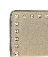 VALENTINO GARAVANI（ヴァレンティノガラヴァーニ）財布・コインケース ゴールド サイズ:- レディース/2200681690226