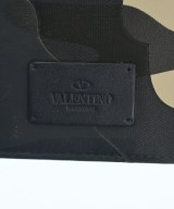 VALENTINO GARAVANI（ヴァレンティノガラヴァーニ）クラッチバッグ 紺 サイズ:- メンズ/2200651184687