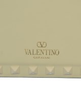 VALENTINO GARAVANI（ヴァレンティノガラヴァーニ）ショルダーバッグ 白 サイズ:- レディース/2200661616024