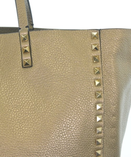 VALENTINO GARAVANI（ヴァレンティノガラヴァーニ）トートバッグ ゴールド サイズ:- レディース/2200646581101