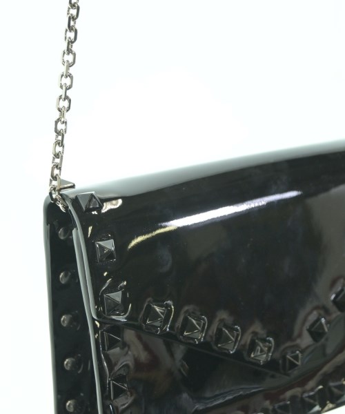 VALENTINO GARAVANI（ヴァレンティノガラヴァーニ）ショルダーバッグ 黒 サイズ:- レディース/2200669836127