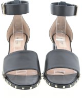 VALENTINO GARAVANI（ヴァレンティノガラヴァーニ）サンダル 黒 サイズ:37(23.5cm位) レディース/2200727207074