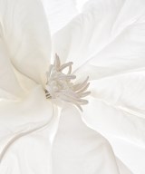 NINA RICCI（ニナリッチ）ブローチ・コサージュ 白 サイズ:- レディース/2200709682233