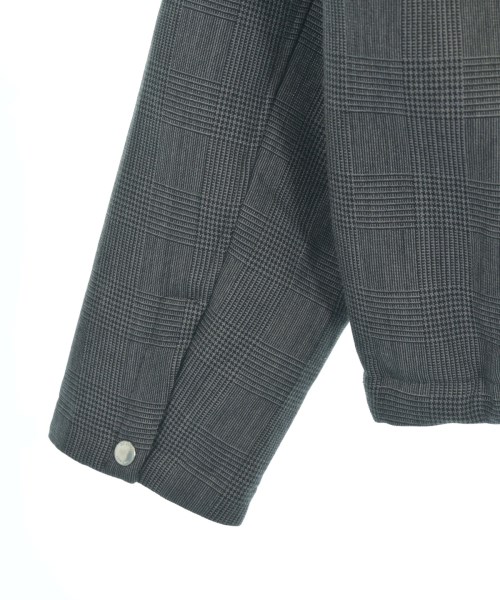 dunhill（ダンヒル）ダウンジャケット/ダウンベスト グレー サイズ:M メンズ/2200658419010