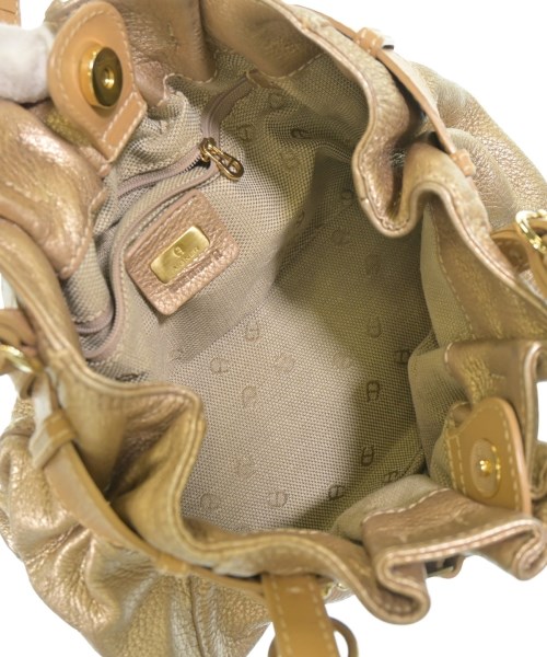 AIGNER（アイグナー）ハンドバッグ ベージュ サイズ:- レディース/2200613604055