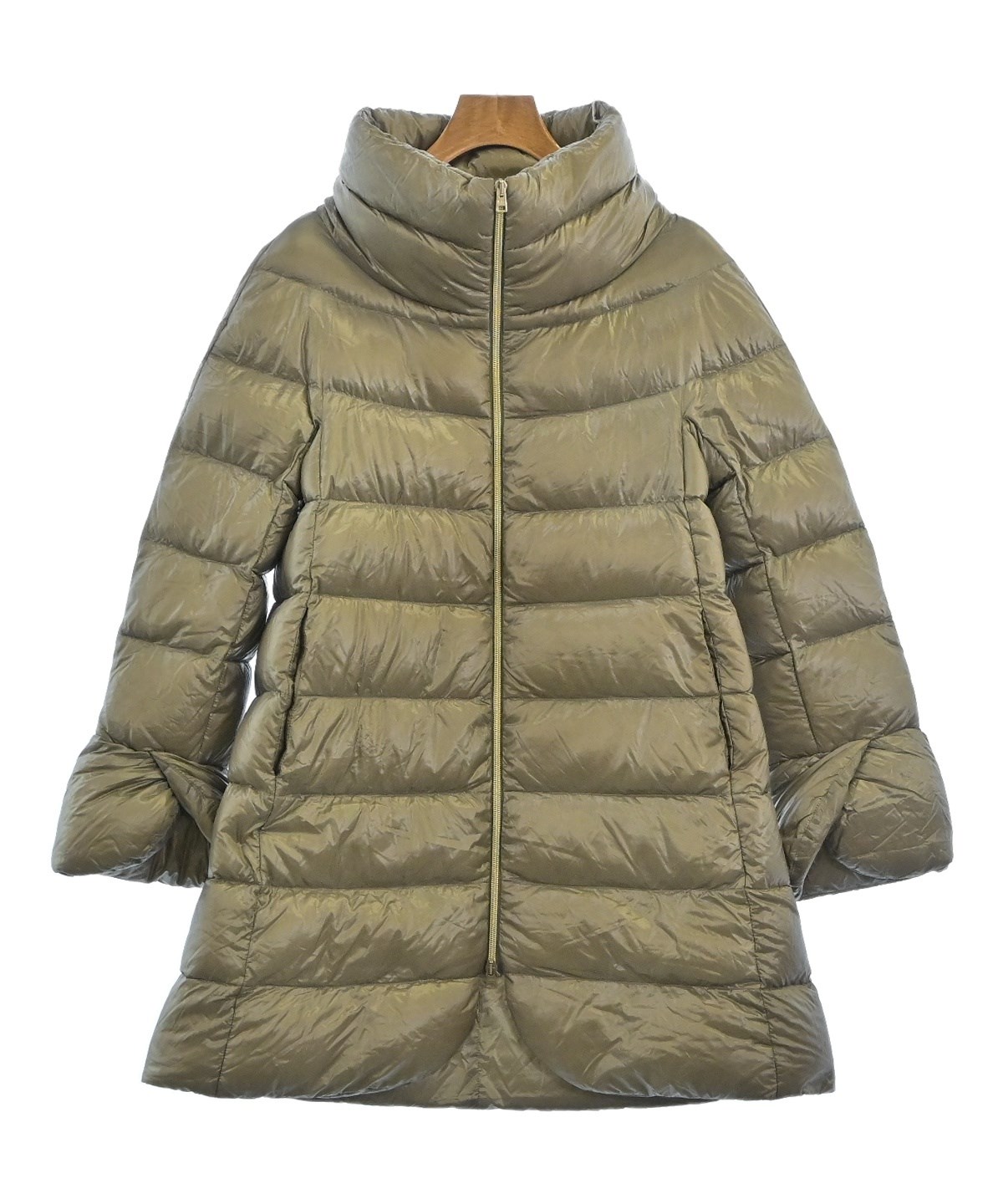 HERNO（ヘルノ）ダウンコート ベージュ サイズ:38(S位) レディース