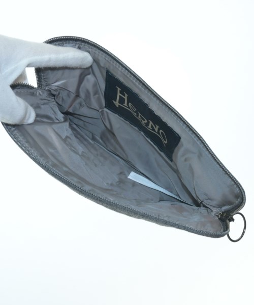 HERNO（ヘルノ）クラッチバッグ グレー サイズ:- メンズ/2200639158242