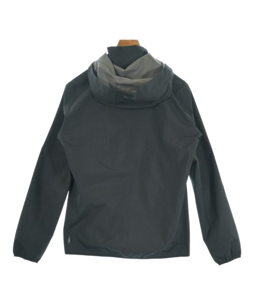 HERNO（ヘルノ）マウンテンパーカー 紺 サイズ:44(S位) メンズ/2200615342016