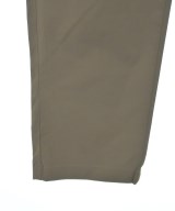 HERNO（ヘルノ）その他 カーキ サイズ:M メンズ/2200606387279