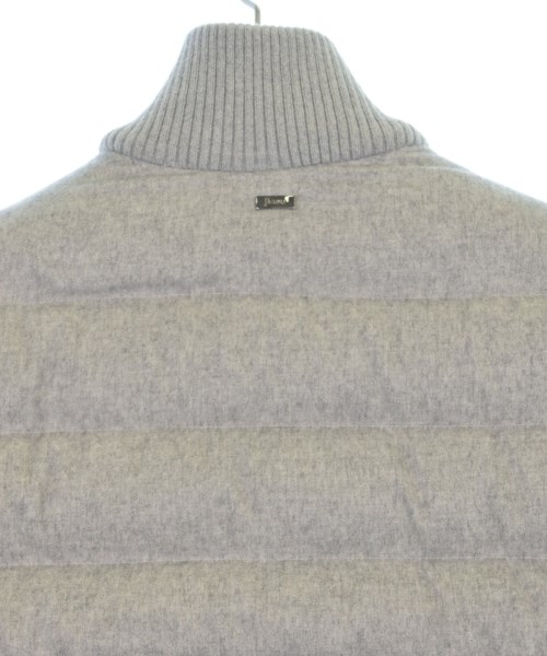 HERNO（ヘルノ）ダウンジャケット/ダウンベスト グレー サイズ:44(S位) メンズ/2200616466018