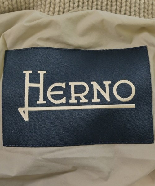 HERNO（ヘルノ）ダウンジャケット/ダウンベスト ベージュ サイズ:50(XL位) メンズ/2200694730018