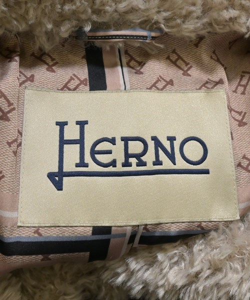 HERNO（ヘルノ）その他 ベージュ サイズ:38(S位) レディース/2200657282011