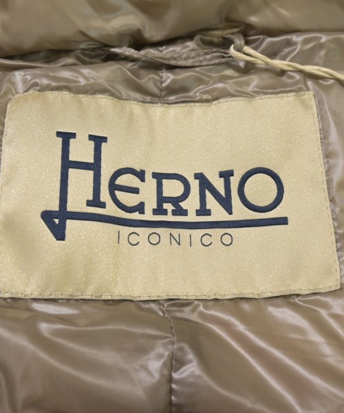 HERNO（ヘルノ）ダウンコート ベージュ サイズ:40(M位) レディース/2200717881031