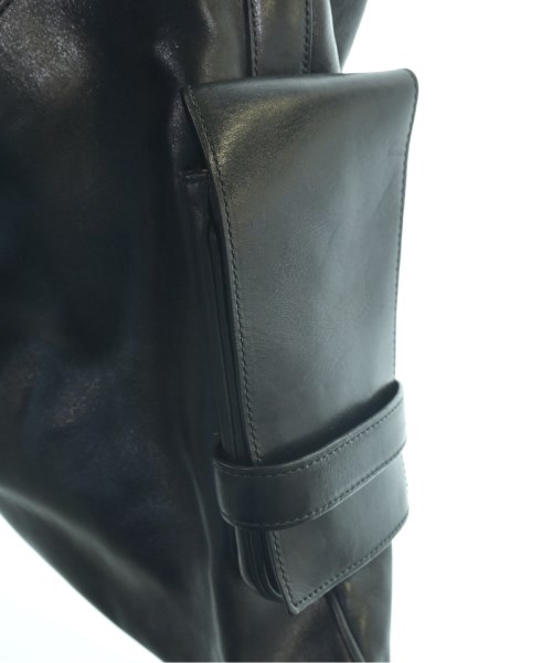 VERSACE（ヴェルサーチ）ショルダーバッグ 黒 サイズ:- レディース/2200633034627