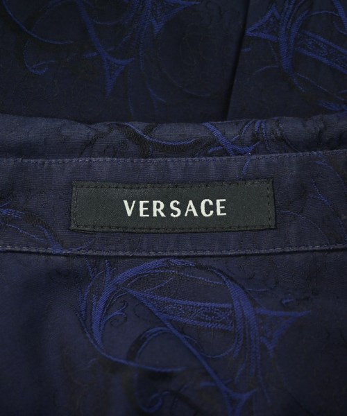 VERSACE（ヴェルサーチ）カジュアルシャツ 紫 サイズ:46(M位) メンズ/2200629001060