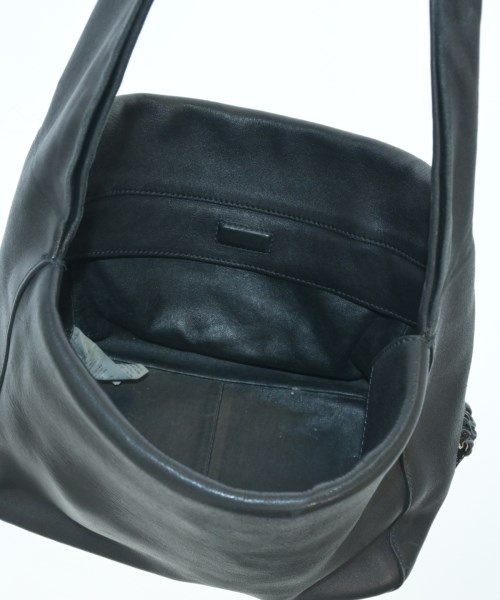 VERSACE（ヴェルサーチ）ショルダーバッグ 黒 サイズ:- レディース/2200656235148