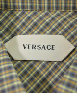 VERSACE（ヴェルサーチ）カジュアルシャツ ベージュ サイズ:40(M位) レディース/2200717890187