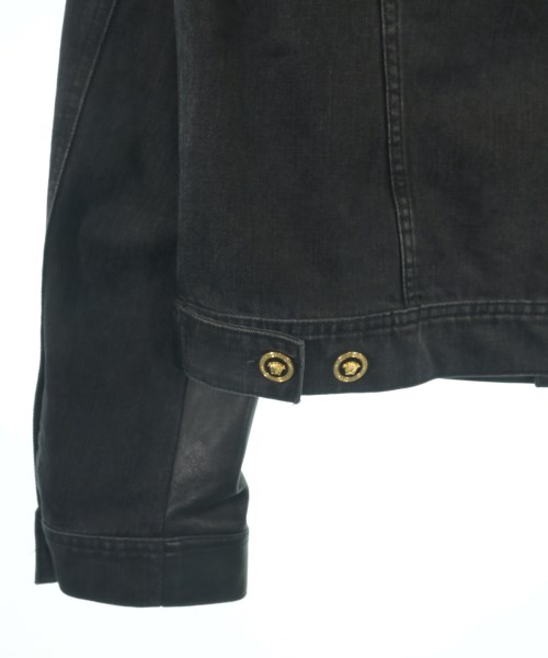VERSACE（ヴェルサーチ）ブルゾン 黒 サイズ:52(XXL位) メンズ/2200730707035